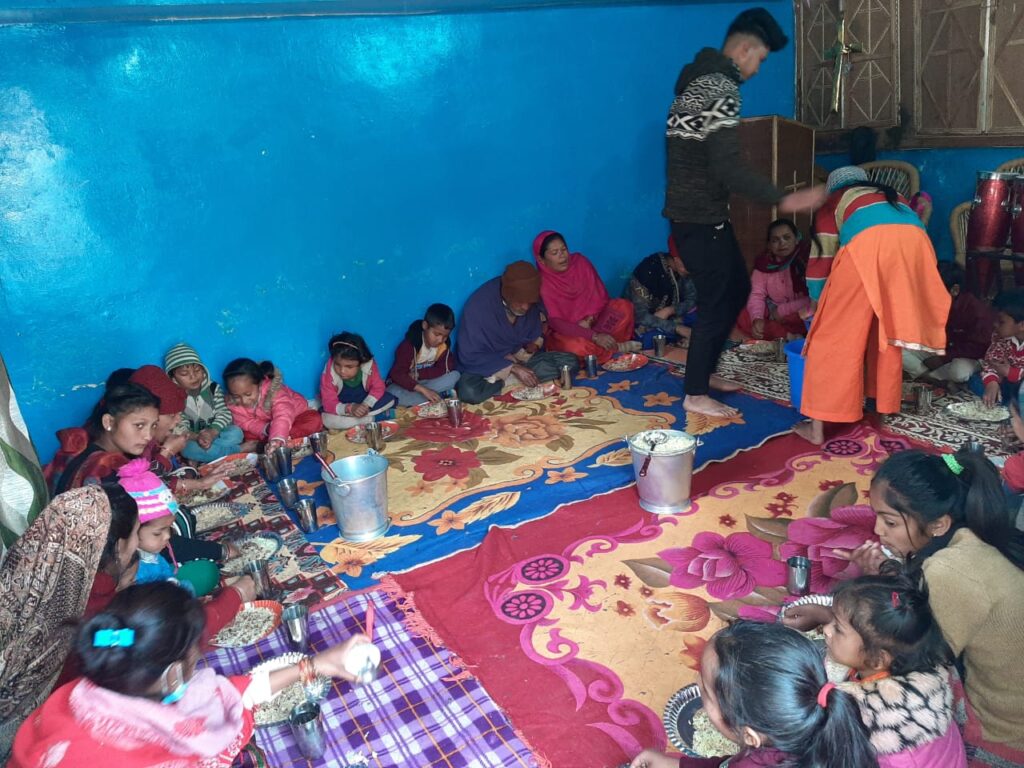 Feeding Families During Outreach